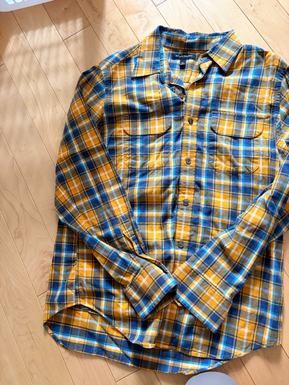 Men’s banana republic shirt